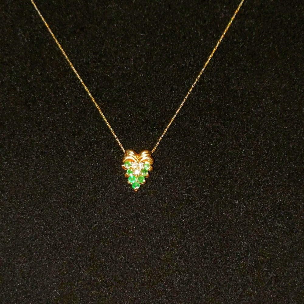 Emerald Diamond Pendant Necklace
